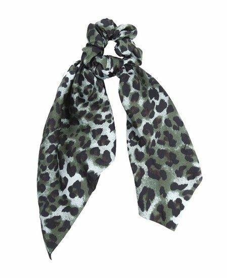 Scrunchie Haarelastiek Linten Panter Groen, Sieraden, Tassen en Uiterlijk, Uiterlijk | Haarverzorging