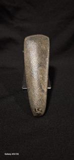 Neolithisch serpentine gepolijste biface, biface, serpentine