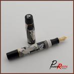 PennaRossa Modena - PR165 The Artist oversize No War SE -, Nieuw