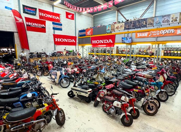 Nieuw binnen Honderden Honda, Suzuki, Yamaha 4-takt + 2-takt, Fietsen en Brommers, Brommers | Oldtimers, Ophalen
