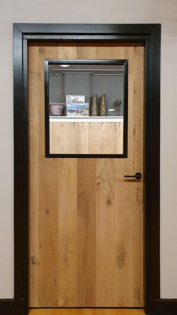 eiken binnendeur met glas in stalen frame, Doe-het-zelf en Verbouw, Deuren en Horren, Nieuw, Glas, Hout, Metaal, Binnendeur, Ophalen of Verzenden