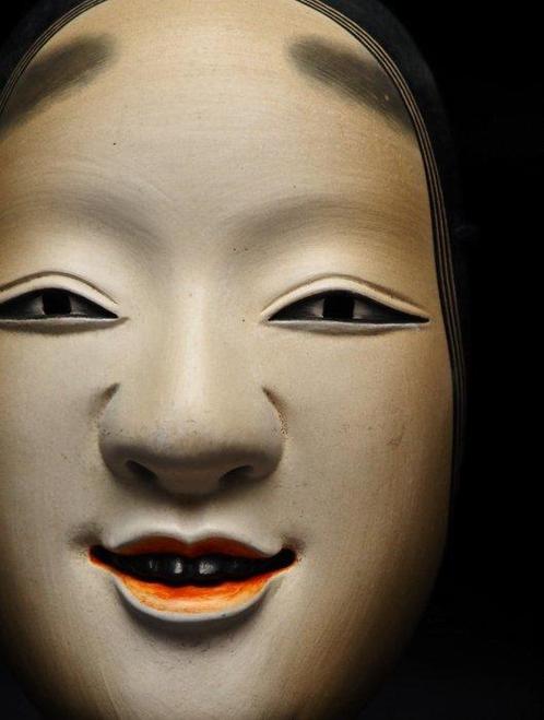 Zeer mooi Ko-omote masker, gesigneerd - Hout, Lak - Tasaki, Antiek en Kunst, Antiek | Overige Antiek