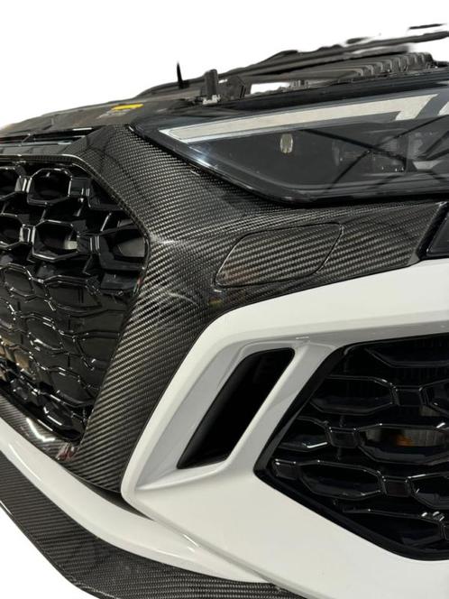 Dit betreft een Audi RS3 8Y Carbon grill, Auto diversen, Tuning en Styling, Verzenden