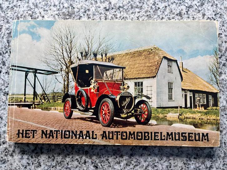 Het Nationaal Automobielmuseum – Leidschendam, Boeken, Geschiedenis | Stad en Regio, Gelezen, 20e eeuw of later, Verzenden
