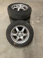 Winterbanden 5 a 6 mm Dacia Duster / Kia Sportage, Ophalen, 16 inch, Banden en Velgen, Winterbanden