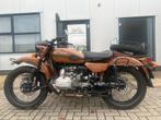 URAL EN DNEPR MOTOREN MET ZIJSPAN