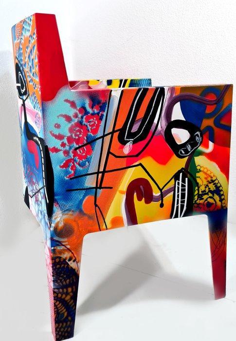 Driade - Philippe Starck - Fauteuil - Art object by Jack, Antiek en Kunst, Antiek | Meubels | Stoelen en Banken