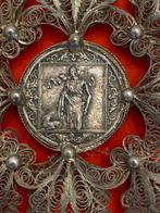 Religieuze en spirituele objecten - Zilver - 1800-1850