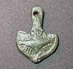 Viking periode Brons Extreem zeldzame amulet hanger in de, Antiek en Kunst