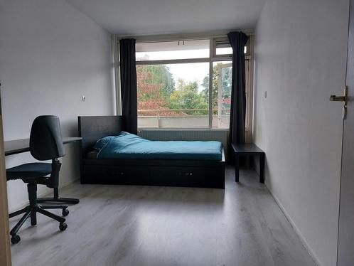 Studio te huur in Capelle aan den IJssel - 113 m² - 2, Huizen en Kamers, Kamers te huur, Rotterdam