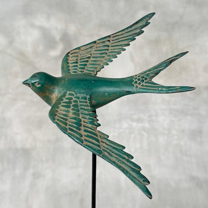 sculptuur, NO RESERVE PRICE - Swallow Fly Away on Stand - 18, Antiek en Kunst, Kunst | Designobjecten