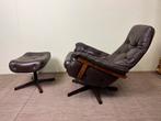 Zweedse design fauteuil met ottoman van G-Mobler - 1970, Huis en Inrichting, 75 tot 100 cm, Gebruikt, Leer, 75 tot 100 cm