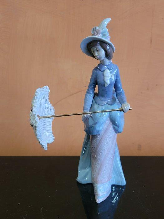 Lladró - Beeldje - Donna che apre lombrello - Porselein, Antiek en Kunst, Antiek | Glas en Kristal