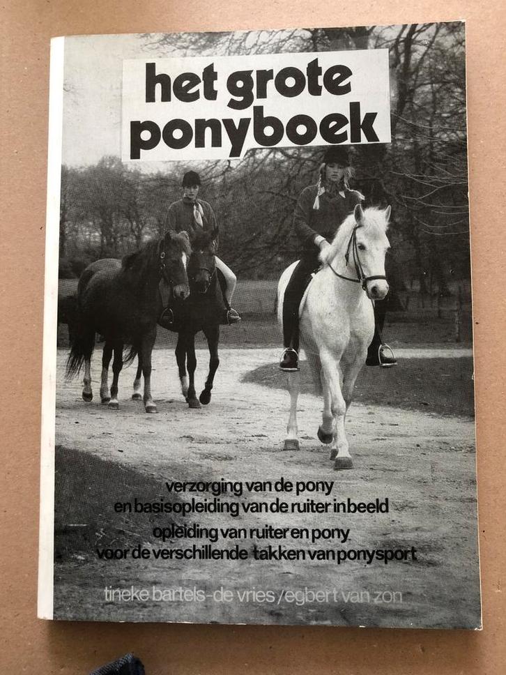 Verzorging van Pony - Opleiding Ruiter en Paard, Boeken, Dieren en Huisdieren, Gelezen, Paarden of Pony's, Ophalen of Verzenden
