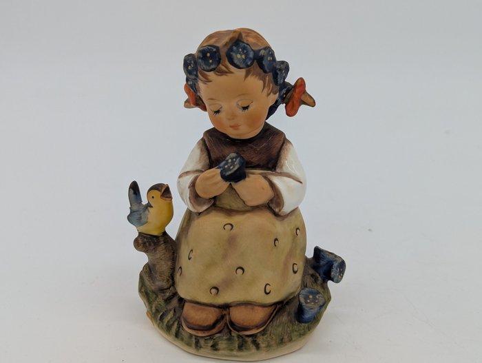 Goebel, Hummel - Figuur - Enzian-Mädchen / The Botanist -, Antiek en Kunst, Curiosa en Brocante