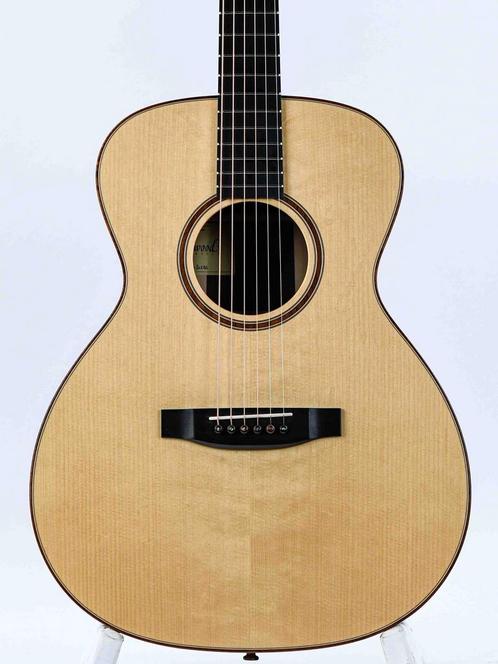 Lakewood M54 Custom Brazilian Rosewood 2020, Muziek en Instrumenten, Snaarinstrumenten | Gitaren | Akoestisch, Western- of Steelstringgitaar
