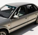 Otto Mobile 1:18 - Modelbouwdoos - Audi - S4 (C4) 4.2 V8, Nieuw