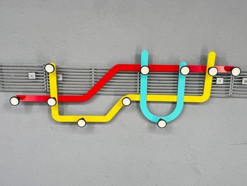 Umbra - Alan Wisniewski - Kapstok - Metaal - Subway, Antiek en Kunst, Antiek | Meubels | Stoelen en Banken