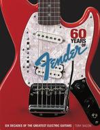 Boek 60 Years Of Fender 9780879309664, Verzenden, Zo goed als nieuw