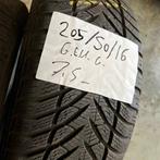 2 x Goodyear Eagle UltraGrip 205-50-16 Winterbanden 7,5mm, Auto-onderdelen, Banden en Velgen, Gebruikt, 16 inch, Band(en), Personenwagen