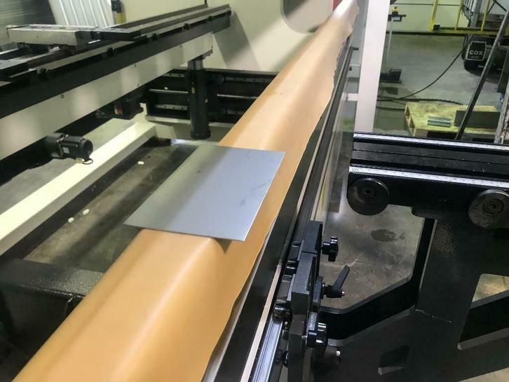 Zetfolie zetrubber kantfolie kantrubber, Zakelijke goederen, Machines en Bouw | Metaalbewerking