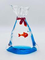 Guidotti - sculptuur, Sacchetto con pesce rosso - 6 cm -