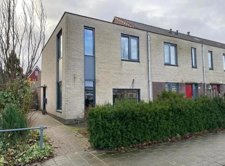 Te huur: Huis Pauwenburg in Lelystad, Huizen en Kamers, Huizen te huur, Flevoland