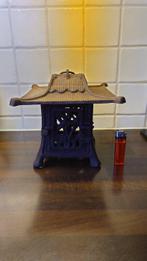 Japanse pagode lantaarn - IJzer (gegoten) - Japan - 20e eeuw
