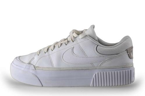 Nike Sneakers in maat 40½ Wit | 10% extra korting, Kleding | Heren, Schoenen, Wit, Zo goed als nieuw, Sneakers of Gympen, Verzenden