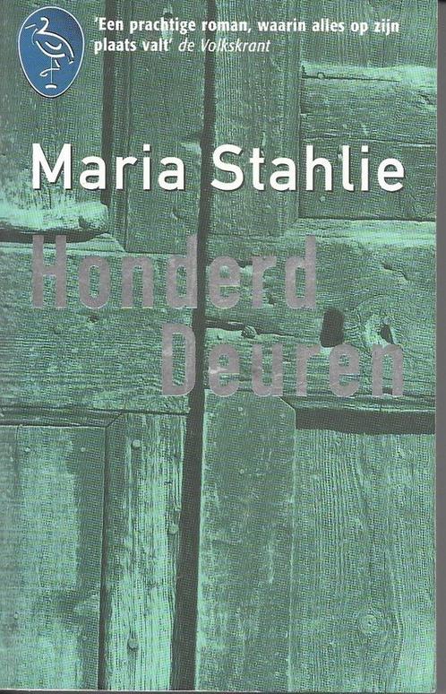 Honderd deuren / Ooievaar 9789057135460 Maria Stahlie, Boeken, Romans, Gelezen, Verzenden