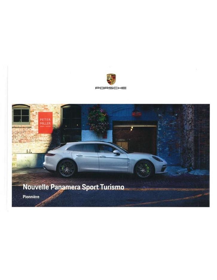 2018 PORSCHE PANAMERA SPORT TURISMO HARDCOVER BROCHURE, Boeken, Auto's | Folders en Tijdschriften, Porsche