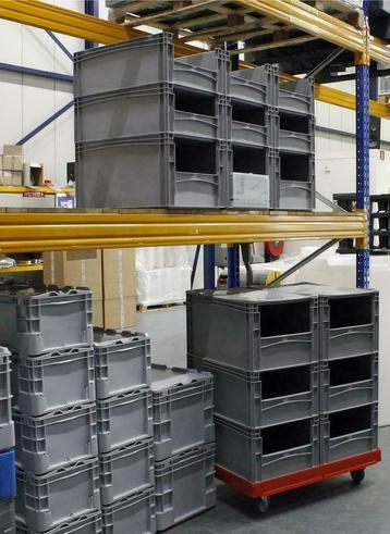 Magazijnbakken, grijpbak, 60 40 krat, stapelkratten beschikbaar voor biedingen