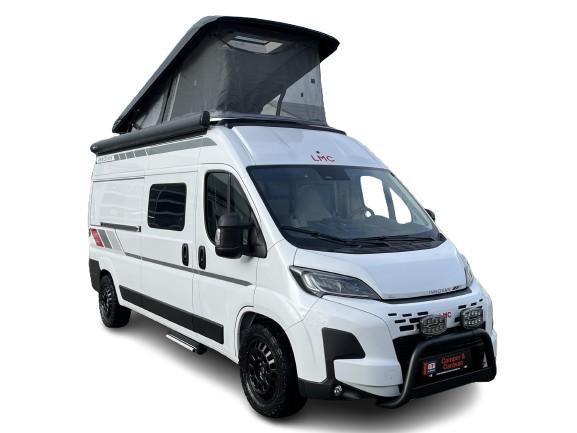Stoere Buscamper huren | 4 personen | automaat, Caravans en Kamperen, Verhuur