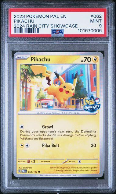 PSA 9 | Pikachu Rain City Showcase | Paldea Evolved |, Hobby en Vrije tijd, Verzamelkaartspellen | Pokémon, Ophalen of Verzenden