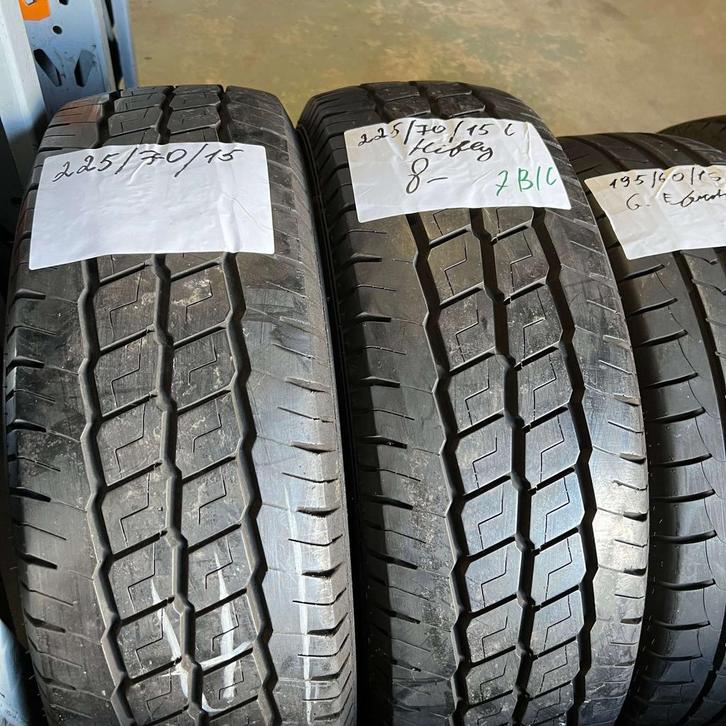 2 x Hifly 225-70-15 C Zomerbanden 8mm, Auto-onderdelen, Banden en Velgen, 15 inch, Zomerbanden, 225 mm, Bestelwagen, Gebruikt