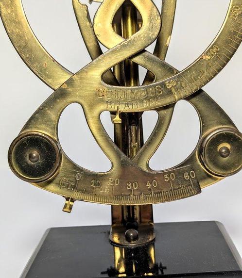 Balans of weegschaal - Columbus - Marmer, Metaal -, Antiek en Kunst, Antiek | Wandborden en Tegels