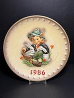 Goebel Hummel - Figuur - Goebel Hummel porcelain plate -, Antiek en Kunst