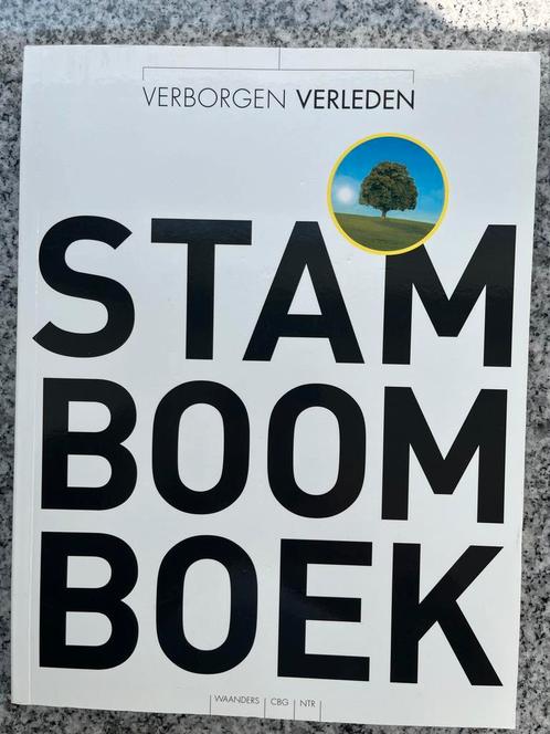 Stamboom Boek – Verborgen verleden, Boeken, Geschiedenis | Vaderland, 20e eeuw of later, Gelezen, Verzenden