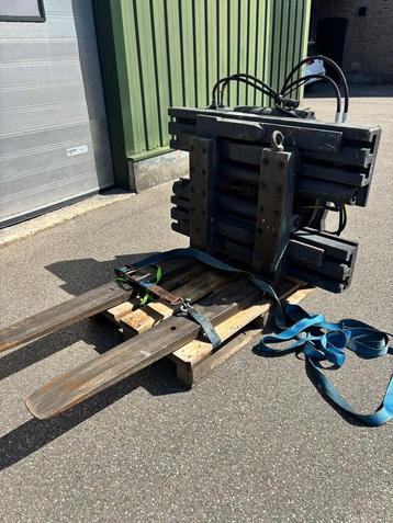 5 TON Roterende vorkenklem FEM 3 en 4 beschikbaar voor biedingen