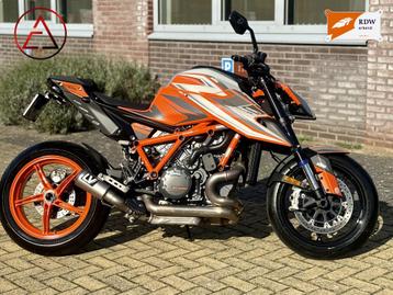 KTM 1290 SuperDuke R Evo Tech beschikbaar voor biedingen