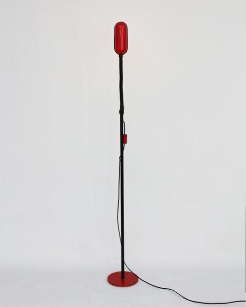 Staande lamp - Metaal, Staal, Antiek en Kunst, Kunst | Designobjecten