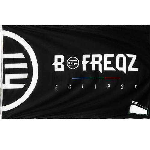 B-Freqz Eclipse Flag (Flags), Diversen, Vlaggen en Wimpels, Nieuw, Verzenden