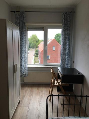 Studio te huur in Leeuwarden - 90 m² - 2 kamer(s) - 2 kamers beschikbaar voor biedingen