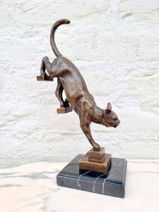 Beeldje - Bronze Cat on the stairs - Brons, Antiek en Kunst, Curiosa en Brocante