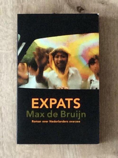 EXPATS 9789035122550 M. de Bruijn, Boeken, Romans, Gelezen, Verzenden