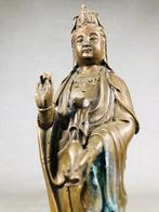 Kannon Bodhisattva holds holy water Suibyou  that purifies, Antiek en Kunst