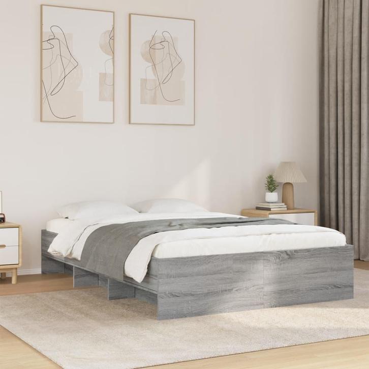 vidaXL Bedframe bewerkt hout grijs sonoma eikenkleurig, Huis en Inrichting, Slaapkamer | Bedden, 120 cm, 200 cm, Grijs, Twijfelaar
