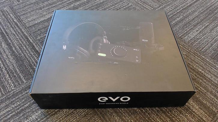 Audient EVO start recording bundle GTIN-13 B-Stock, Muziek en Instrumenten, Instrumenten | Toebehoren, Zo goed als nieuw, Ophalen of Verzenden