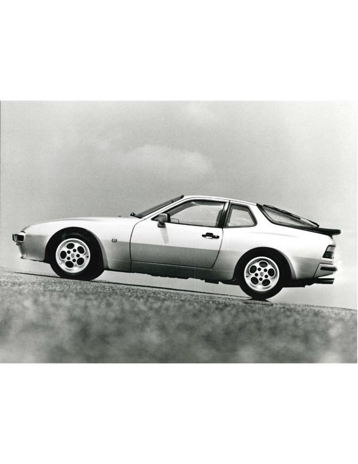 1989 PORSCHE 944 PERSFOTO, Boeken, Auto's | Folders en Tijdschriften, Porsche