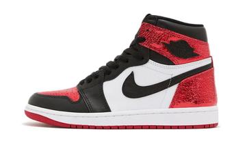 Air Jordan 1 High OG Varsity Red (W) beschikbaar voor biedingen